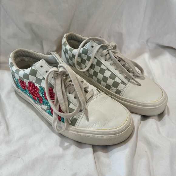 Vans Old Skool Rose Embroidery Marshmallow - Picture 2 of 6